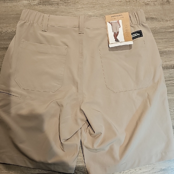 Eddie Bauer Men's Beige Flat Front Shorts - Picture 2 of 11